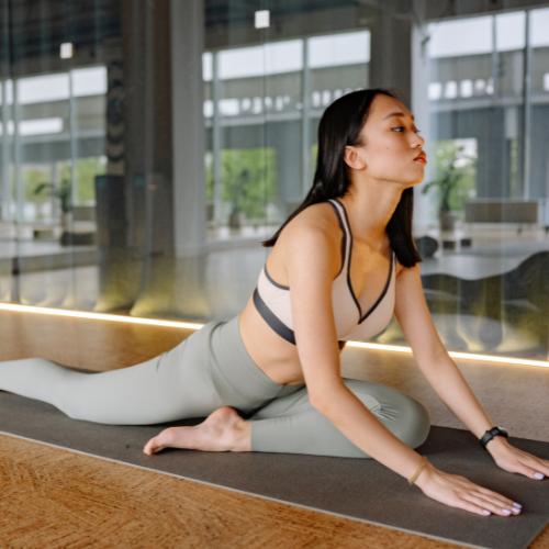 Demonstration of hip or shoulder mobility movement